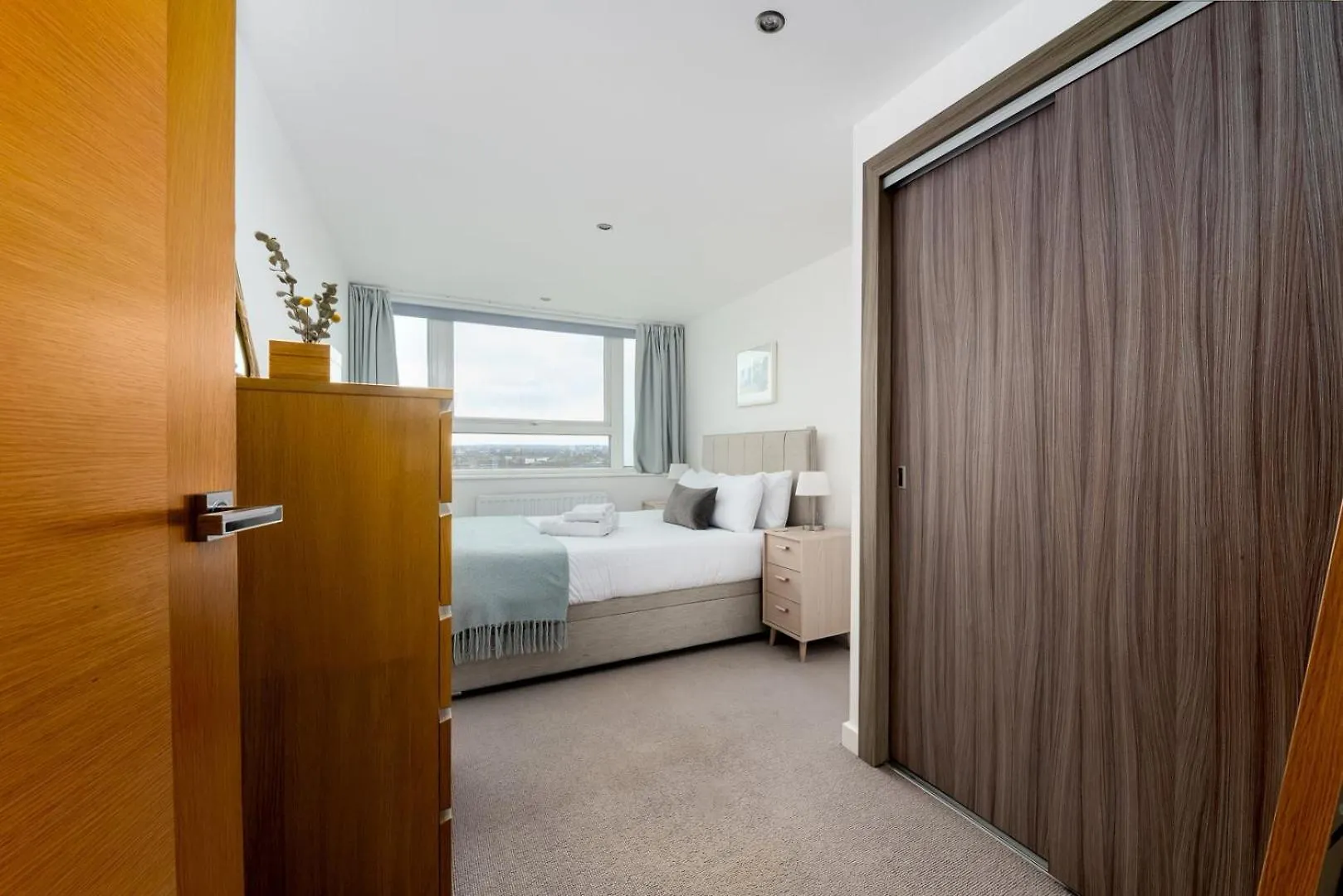 Guestready - Charming Stay With A Balcony London 0*,
