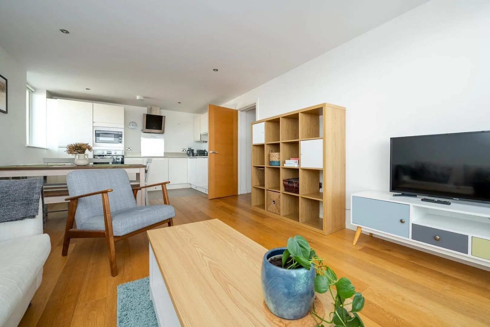 Guestready - Charming Stay With A Balcony London